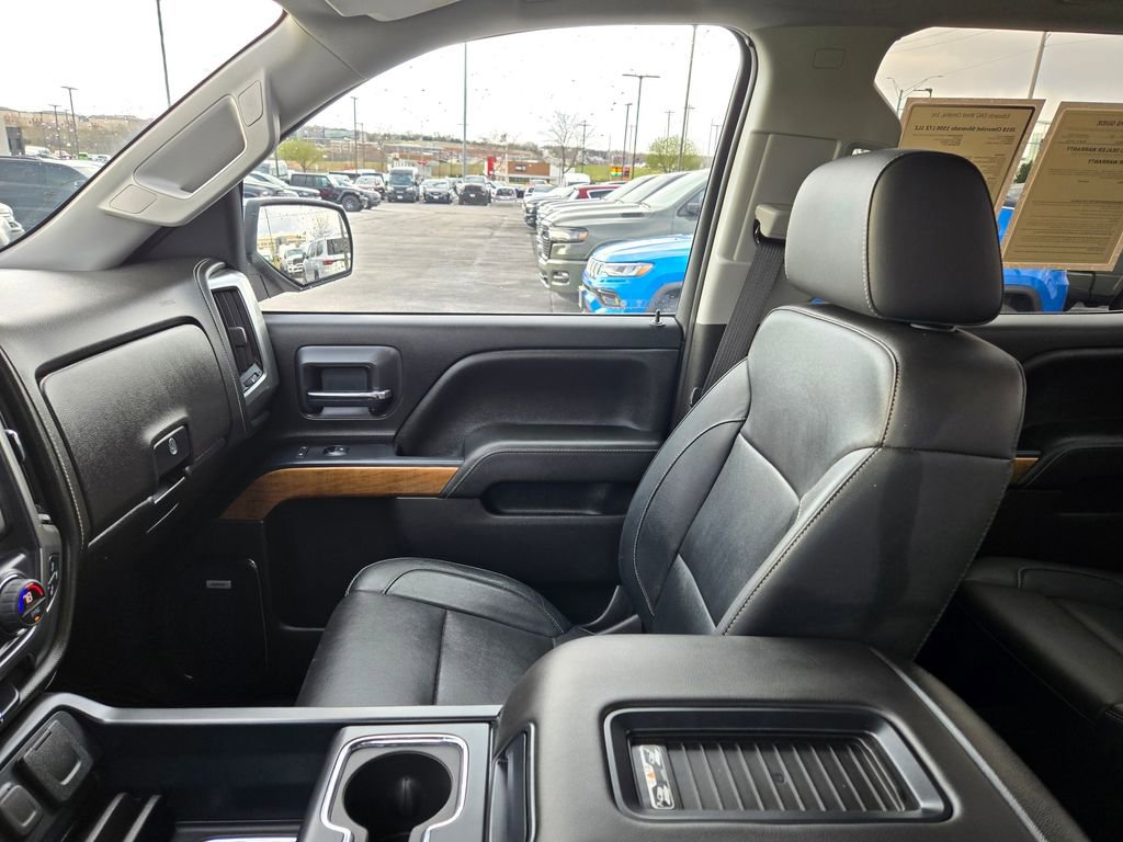 Used 2018 Chevrolet Silverado 1500 LTZ w/ Sport Package image 24
