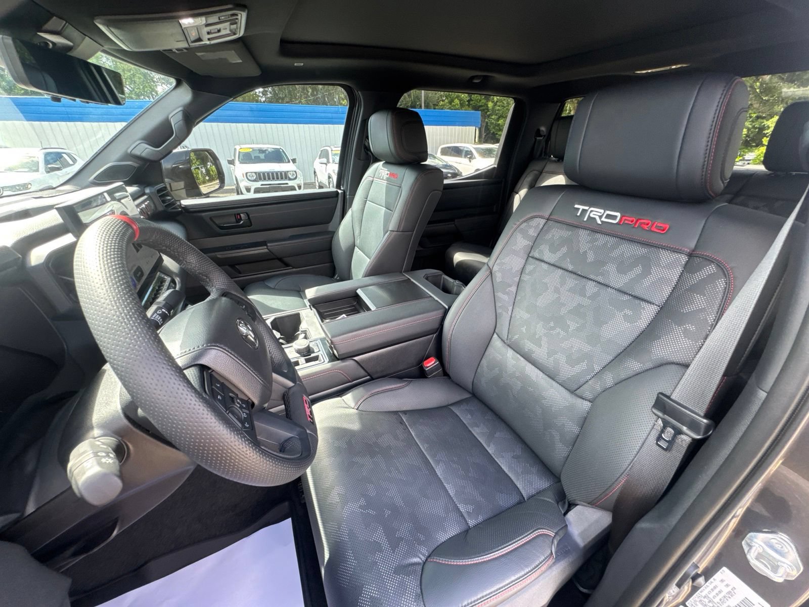 Used 2025 Toyota Tundra TRD Pro AWD/4WD image 16