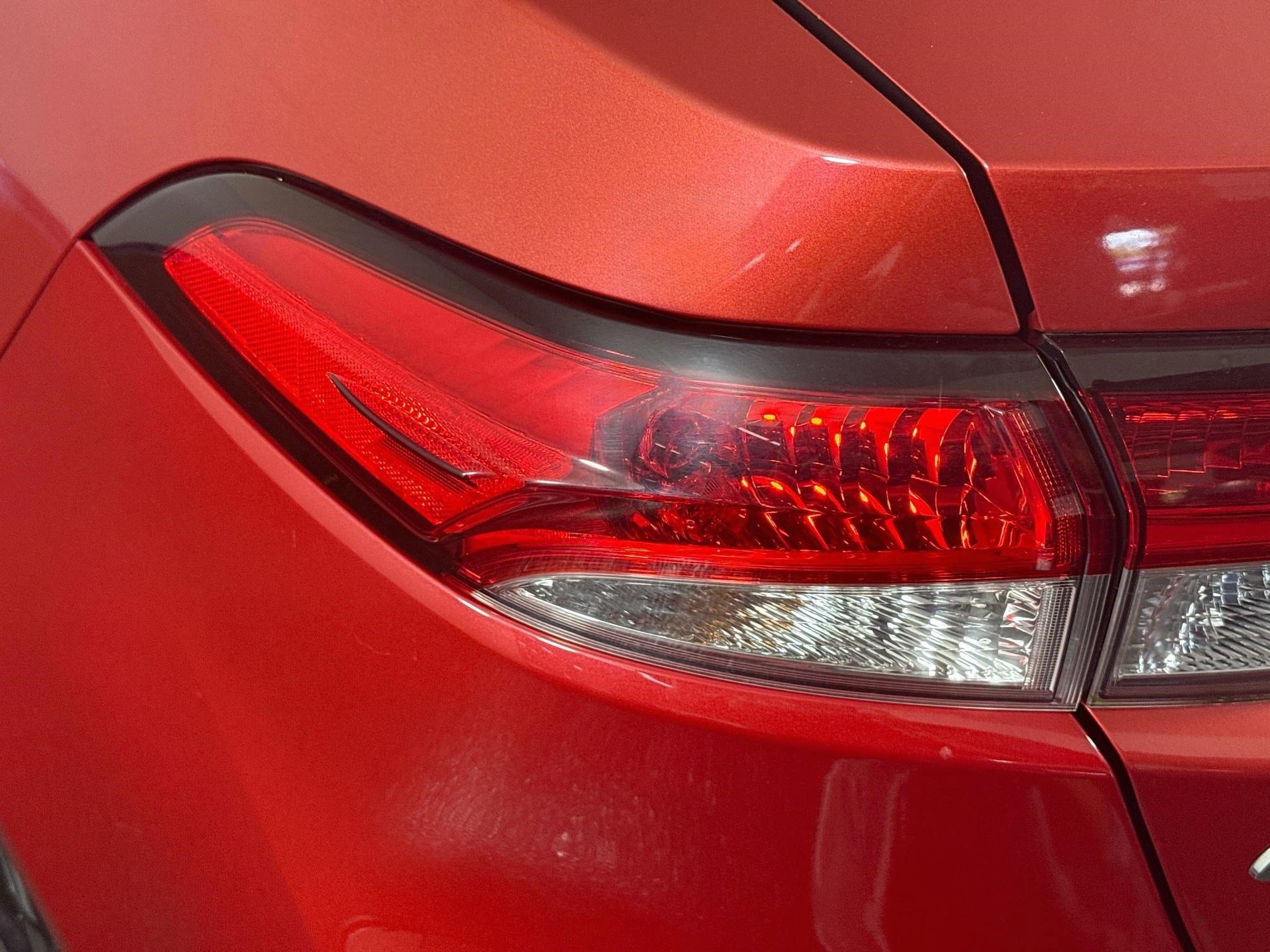 Used 2020 Toyota Corolla LE FWD image 35