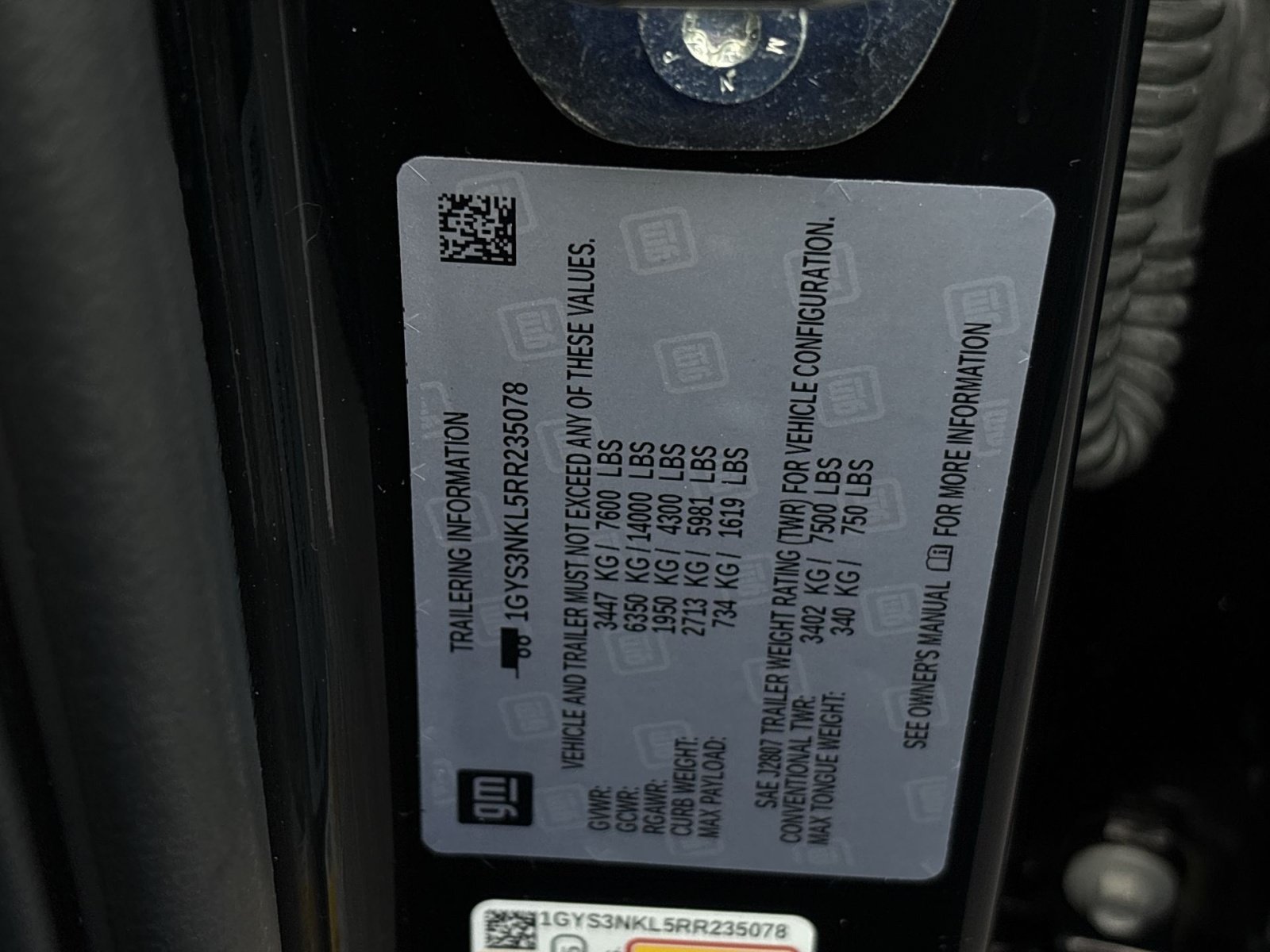 Used 2024 Cadillac Escalade ESV Sport RWD image 31