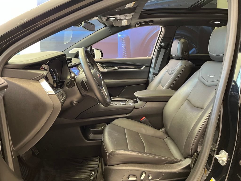 Used 2024 Cadillac XT5 Premium Luxury AWD/4WD video 2