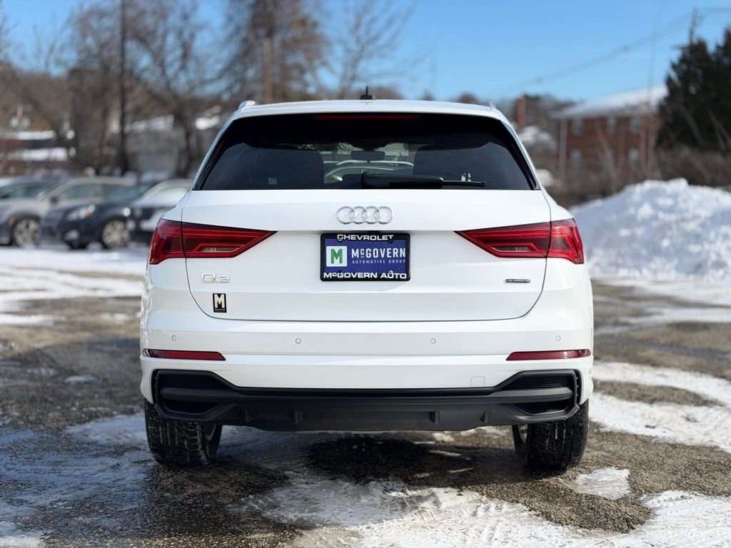 Used 2025 Audi Q3 2.0T Premium image 5