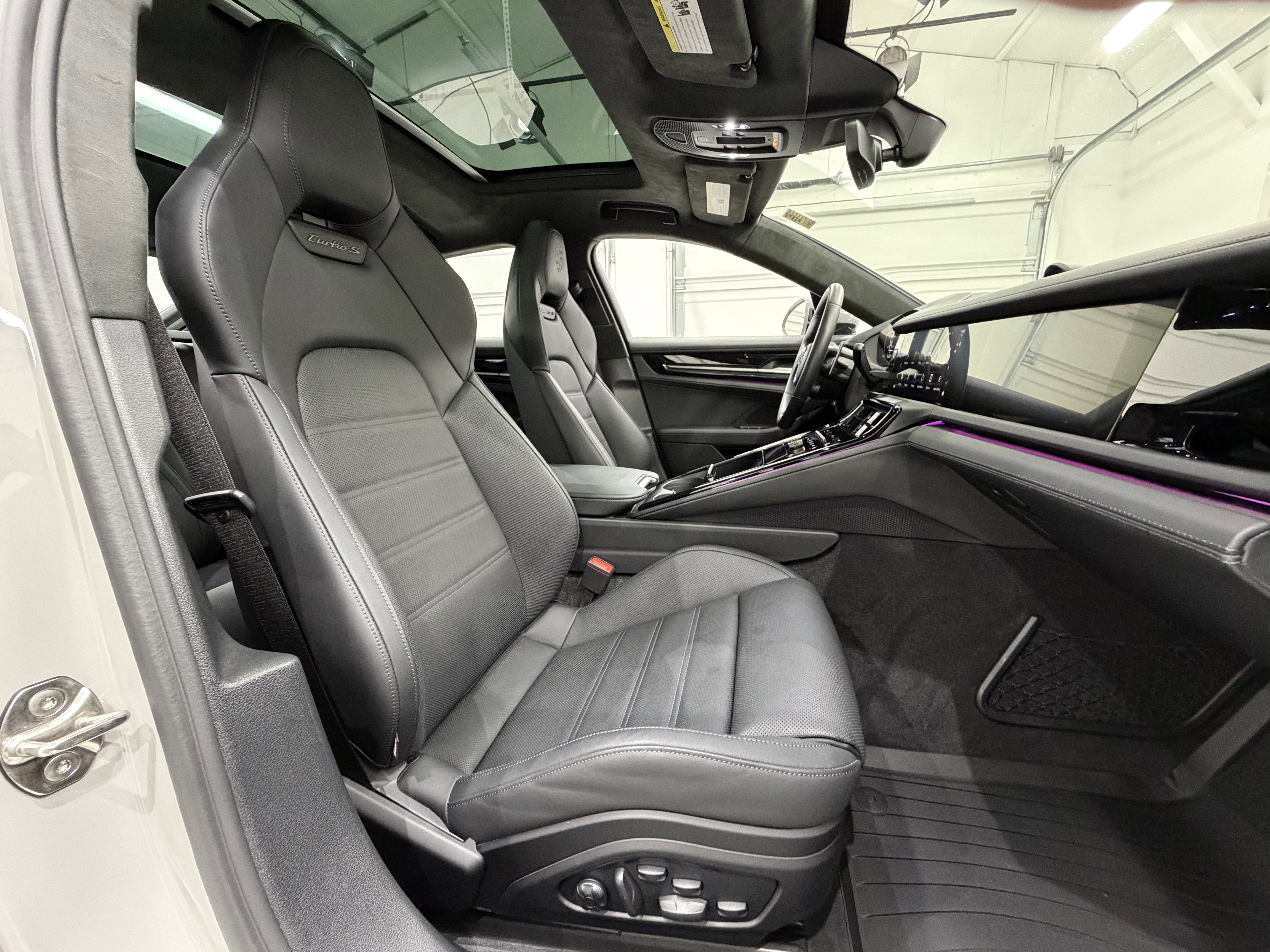 Used 2025 Porsche Panamera Turbo S image 23