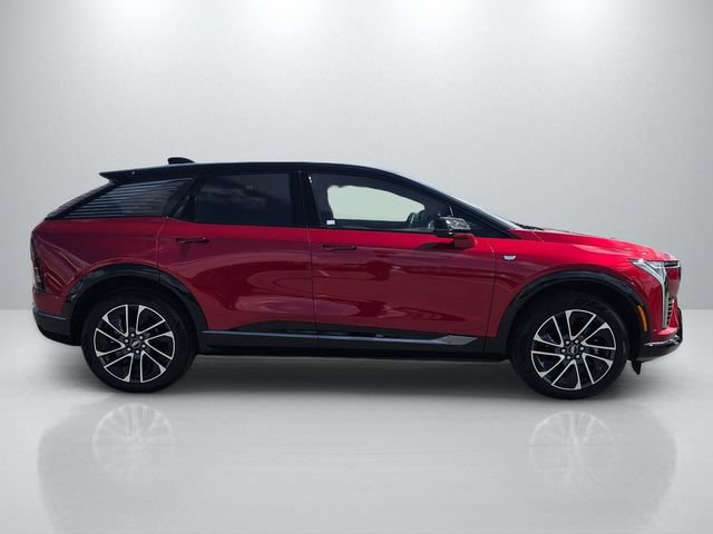 Used 2025 Cadillac Optiq Sport 1 AWD/4WD image 5