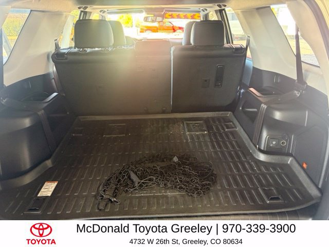 Used 2022 Toyota 4Runner Limited AWD/4WD image 11