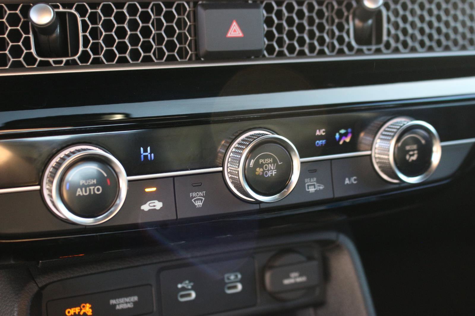 Used 2025 Honda Civic Sport image 24