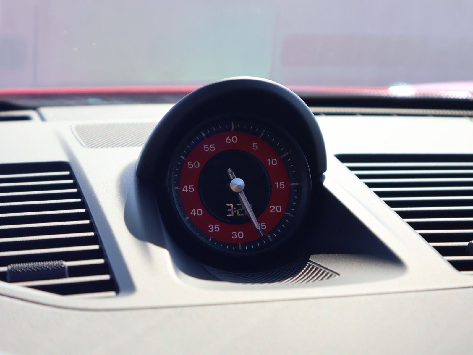 Certified 2025 Porsche 911 Carrera S RWD image 24