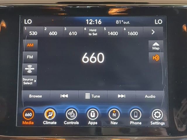 Used 2021 Jeep Grand Cherokee Laredo X image 21