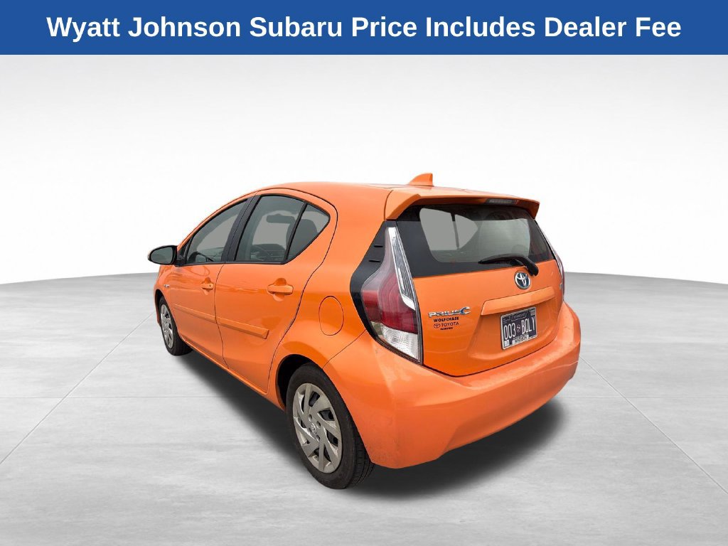 Used 2015 Toyota Prius C Two w/ Preferred Accessory Package FWD image 7