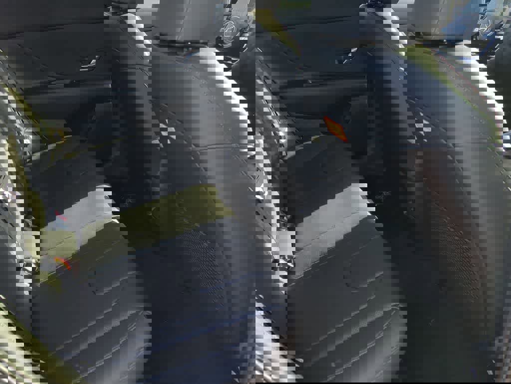 New 2026 Hyundai Elantra Limited image 22