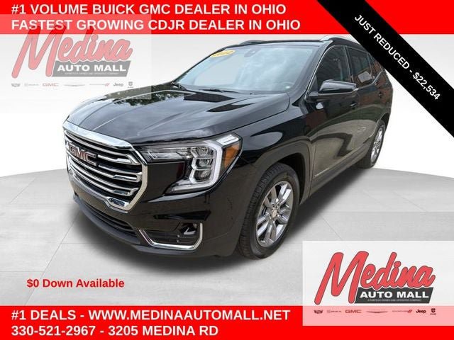 Used 2022 GMC Terrain SLT w/ Tech Package AWD/4WD image 1