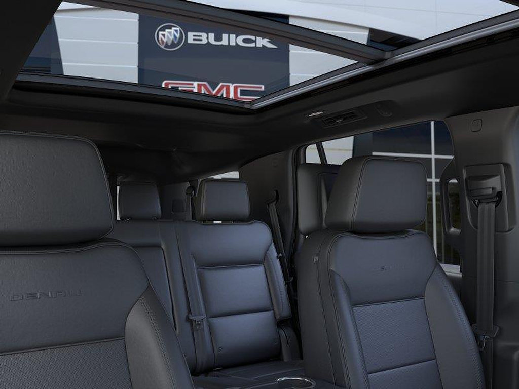 New 2026 GMC Yukon Denali w/ Denali Reserve Package AWD/4WD image 24