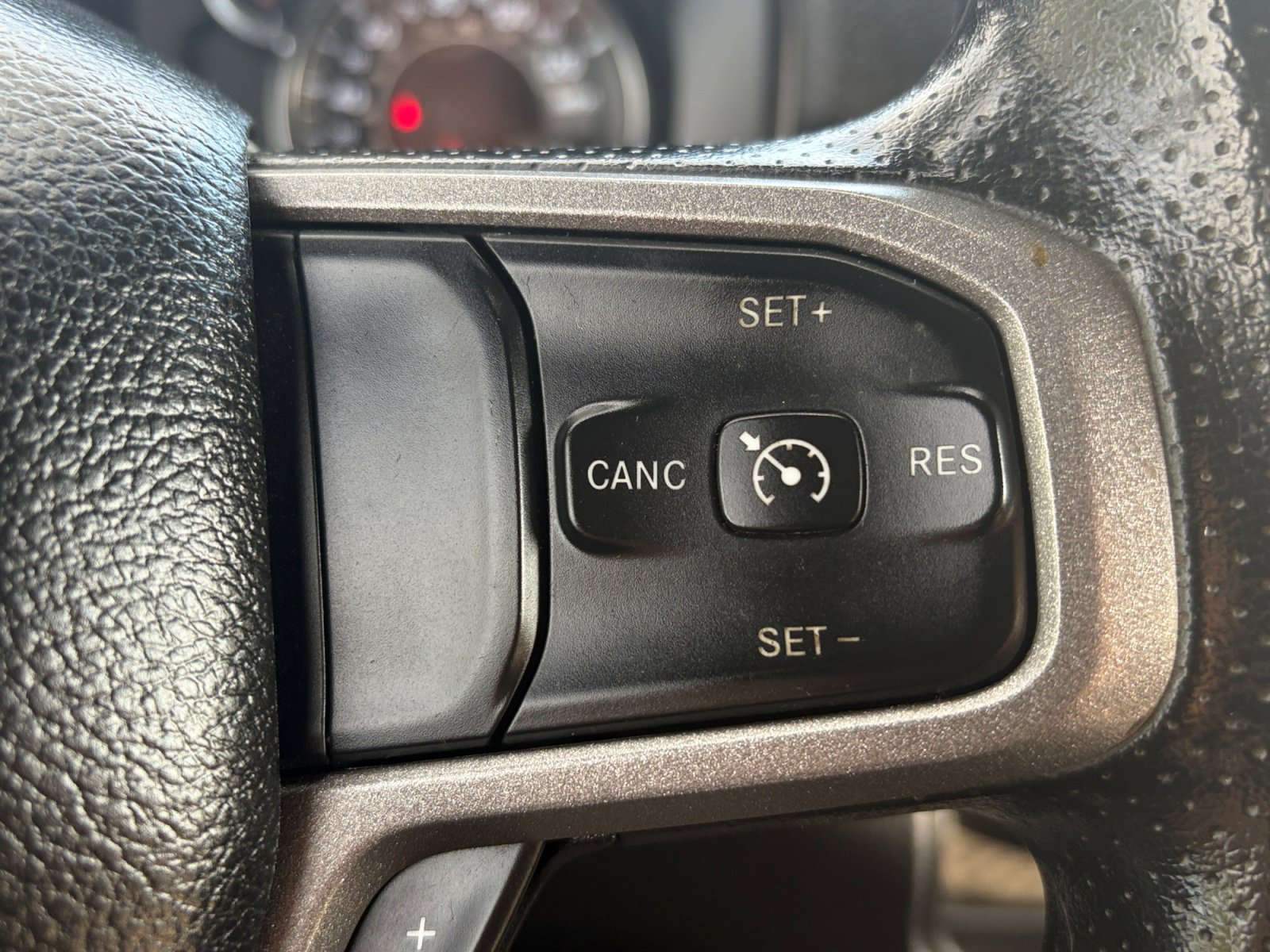 Used 2023 RAM 2500 Tradesman w/ Chrome Appearance Group AWD/4WD image 26