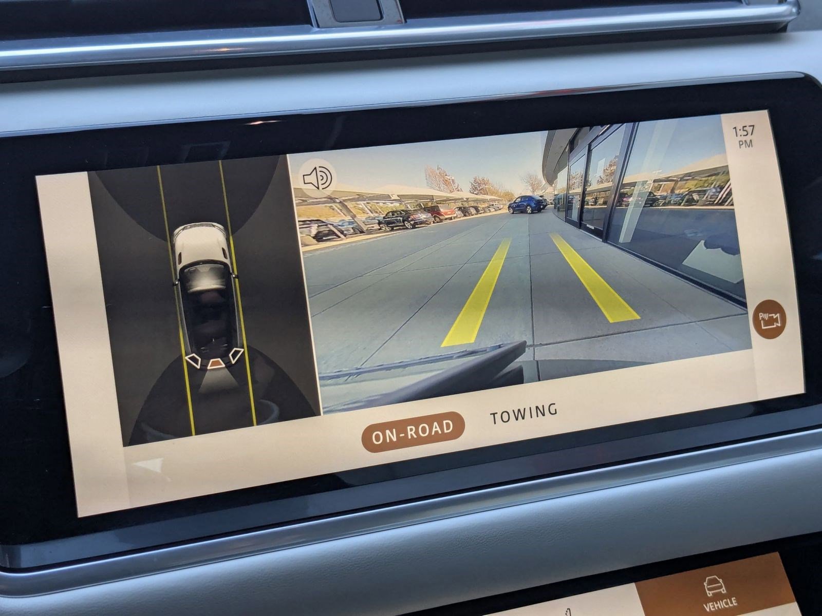 Used 2023 Land Rover Range Rover Velar HST image 19