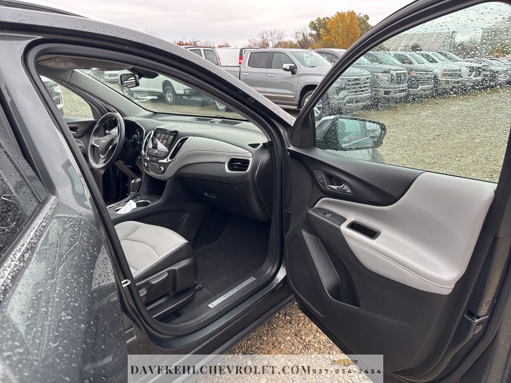 Certified 2018 Chevrolet Equinox Premier FWD image 23