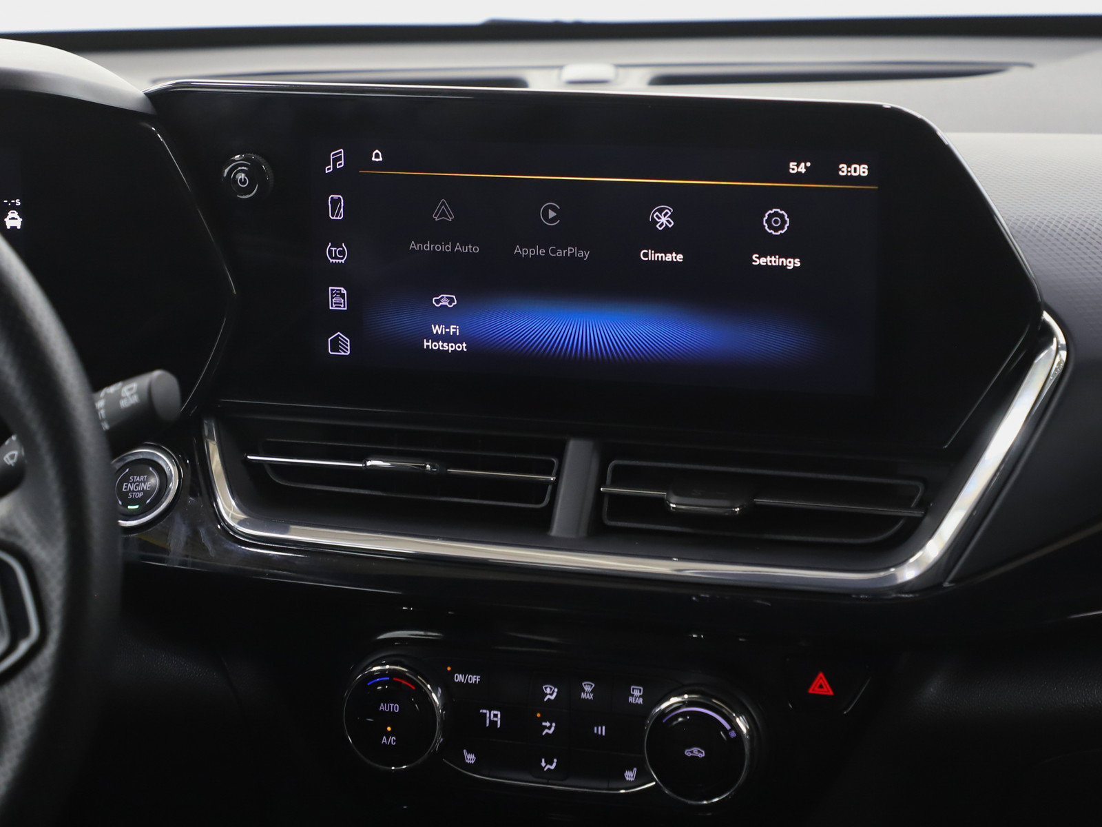 Used 2024 Chevrolet Trax RS FWD image 16