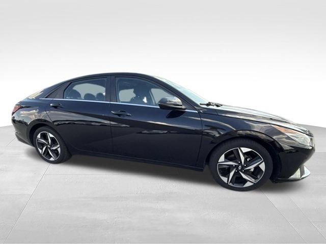 Used 2021 Hyundai Elantra SEL w/ Convenience + Premium Package FWD image 13