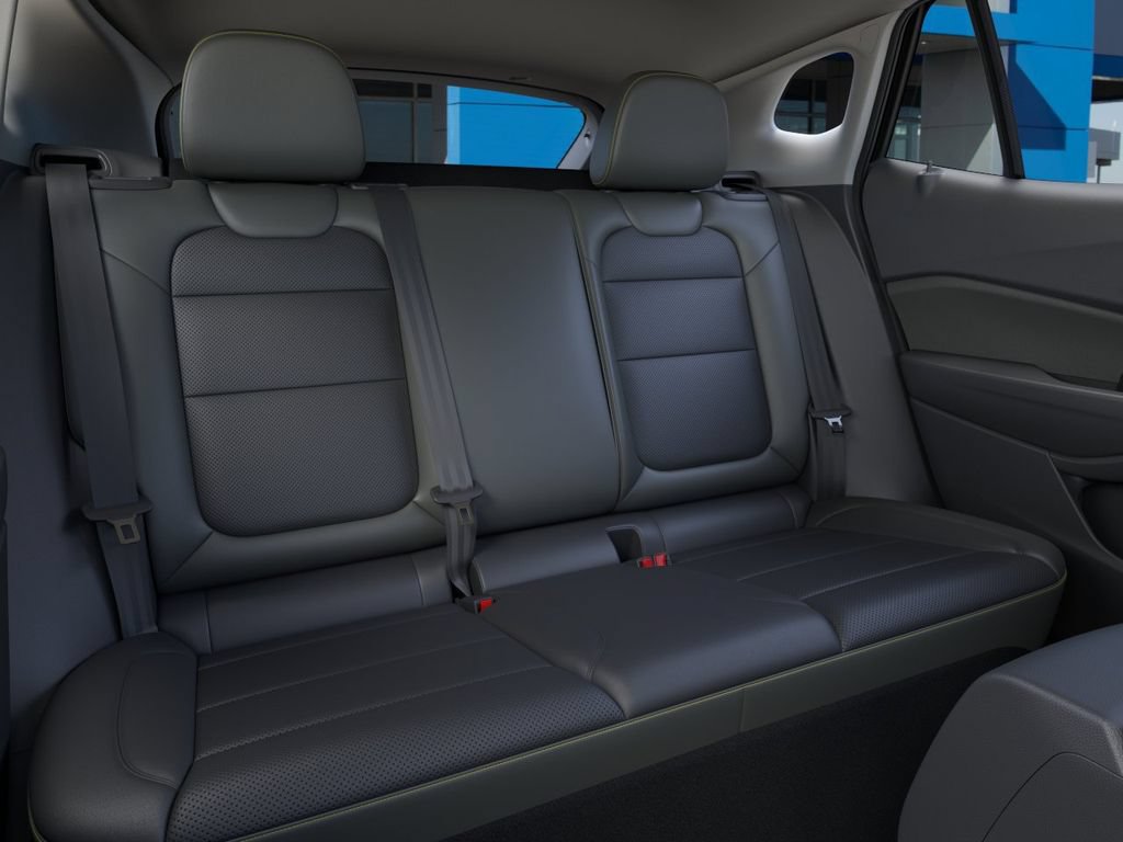 New 2026 Chevrolet Trax ACTIV w/ Sunroof Package FWD image 17