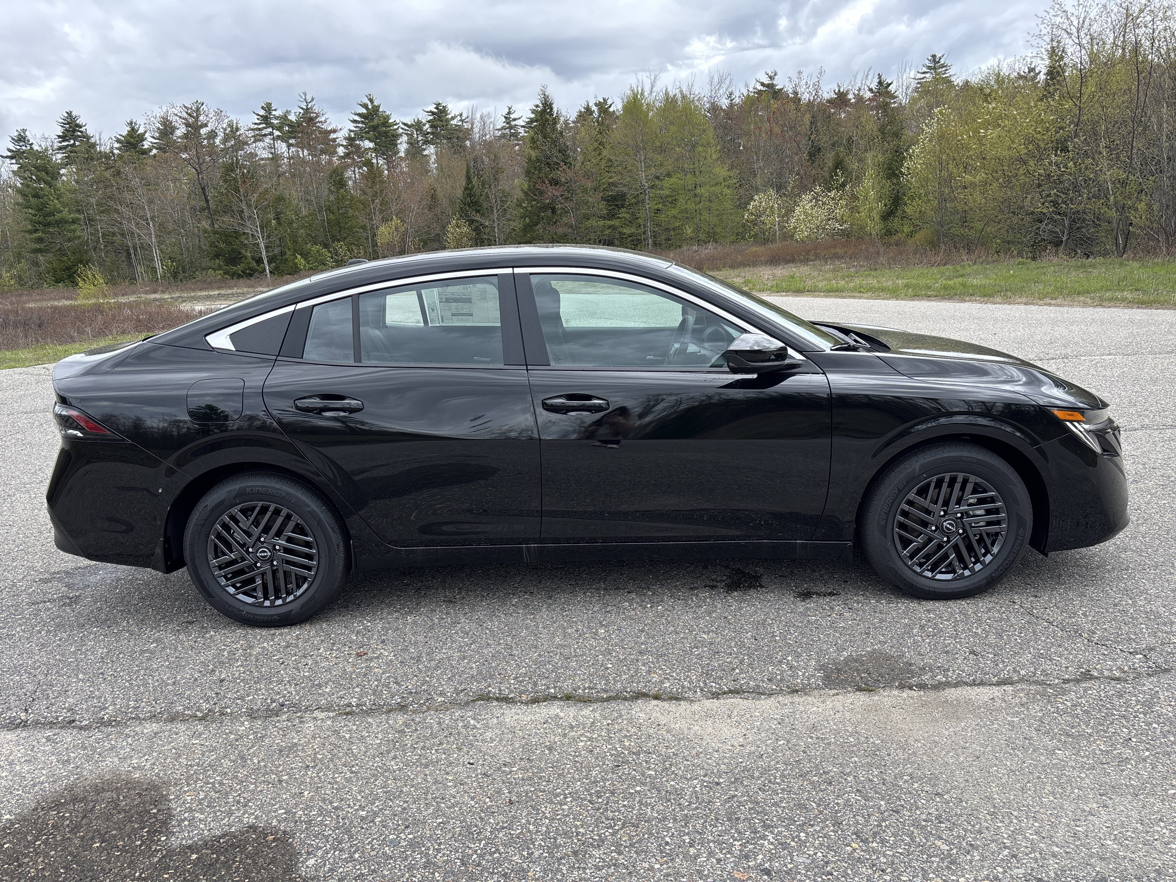 New 2026 Nissan Sentra SV w/ SV Convenience Package FWD image 8