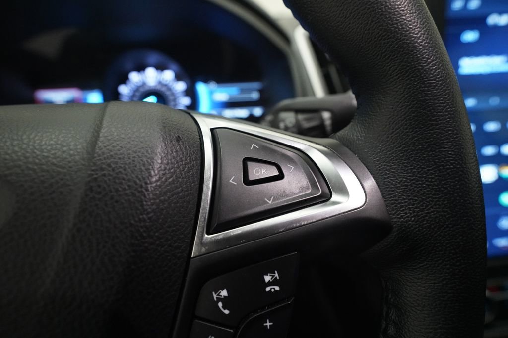 Used 2023 Ford Edge SEL w/ Sport Appearance Package image 19