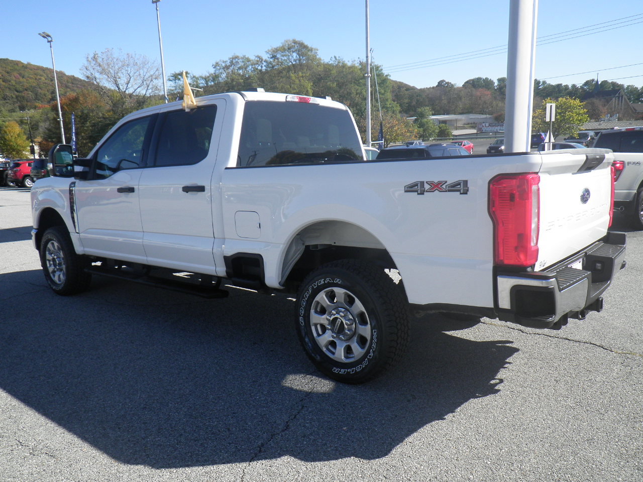 Certified 2024 Ford F250 XLT image 4