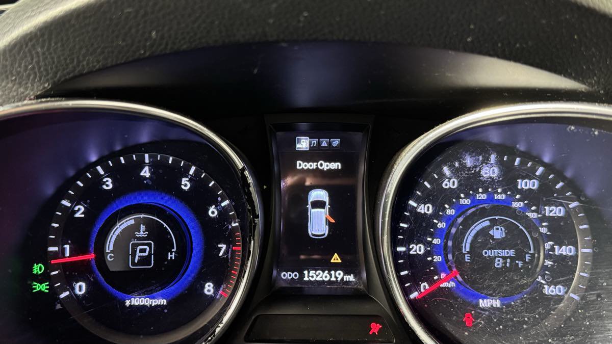 Used 2013 Hyundai Santa Fe Sport 2.0T FWD image 18