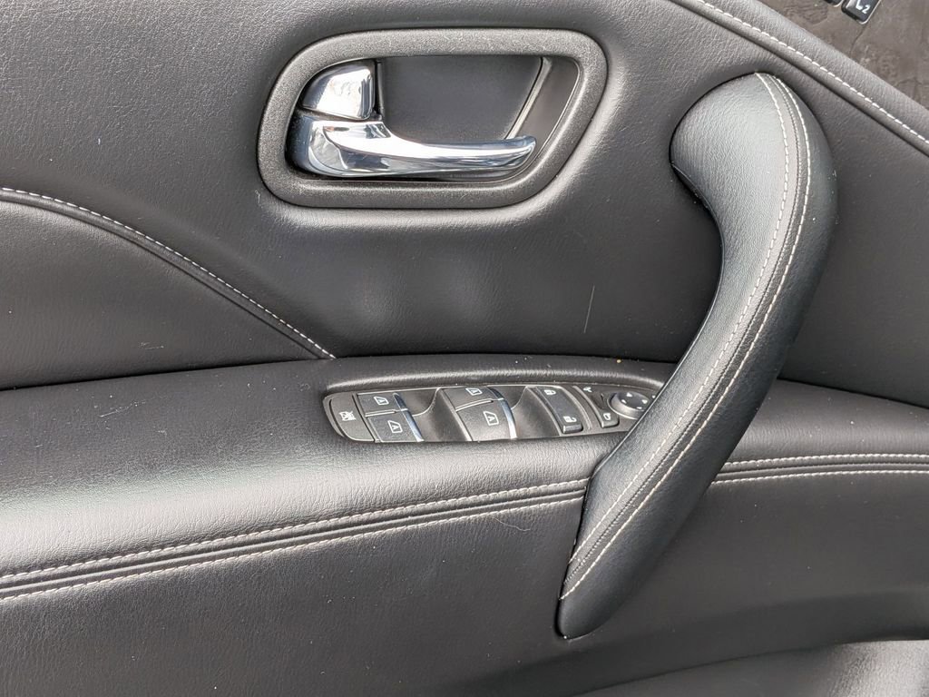 Used 2024 INFINITI QX80 Luxe image 13