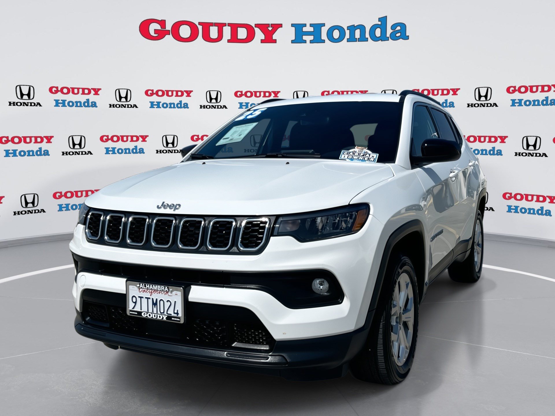 Used 2025 Jeep Compass Latitude