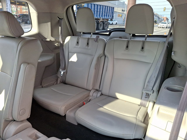 Used 2012 Toyota Highlander Limited w/ Tow Pkg image 11