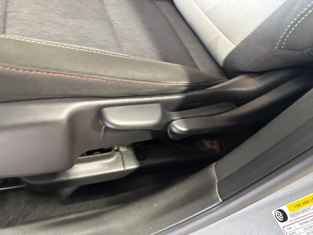 Used 2024 Chevrolet Trax RS w/ Driver Confidence Package FWD image 23