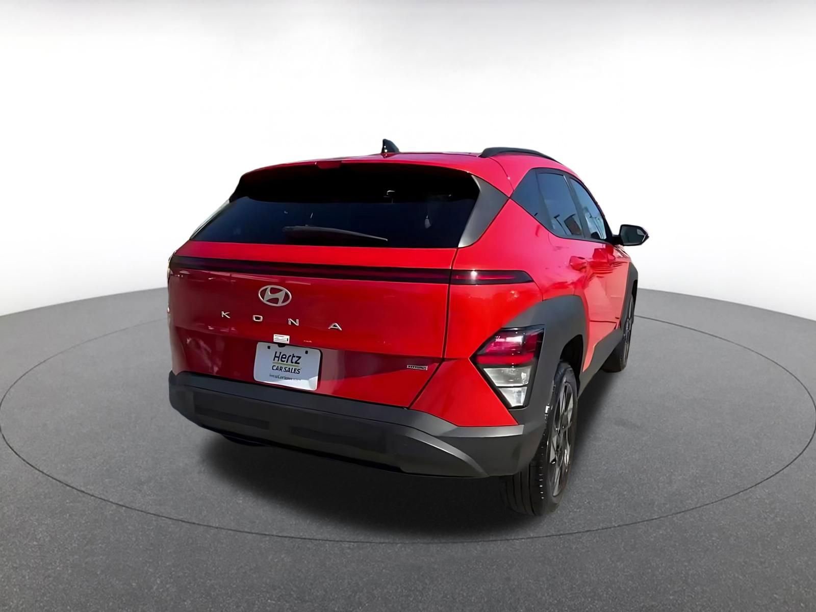 Used 2025 Hyundai Kona SEL image 14