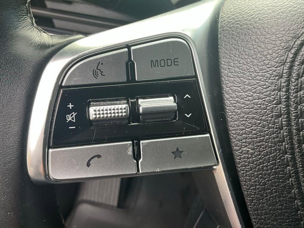 Used 2023 Kia Telluride SX image 12