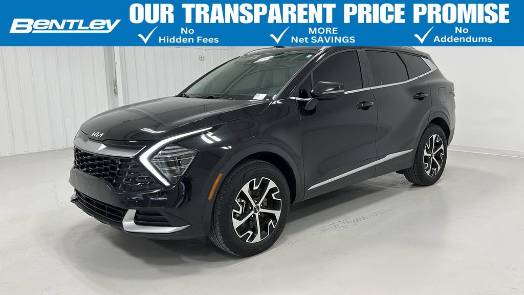 Used 2024 Kia Sportage EX AWD/4WD image 1