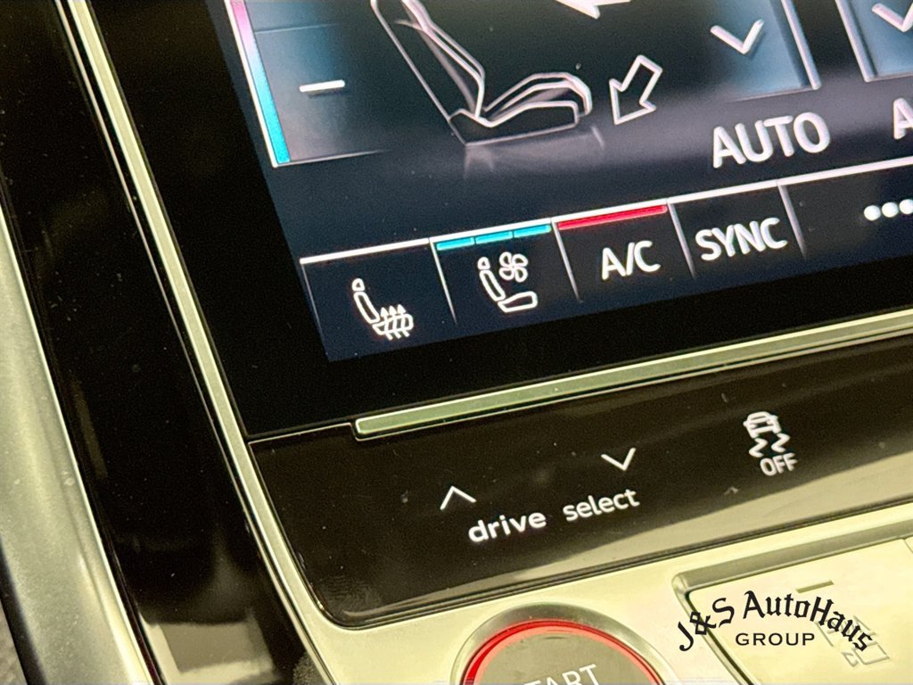 Used 2024 Audi SQ8 Prestige w/ Prestige Package AWD/4WD image 27