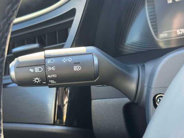 Certified 2025 Lexus ES 350 w/ Premium Package image 28