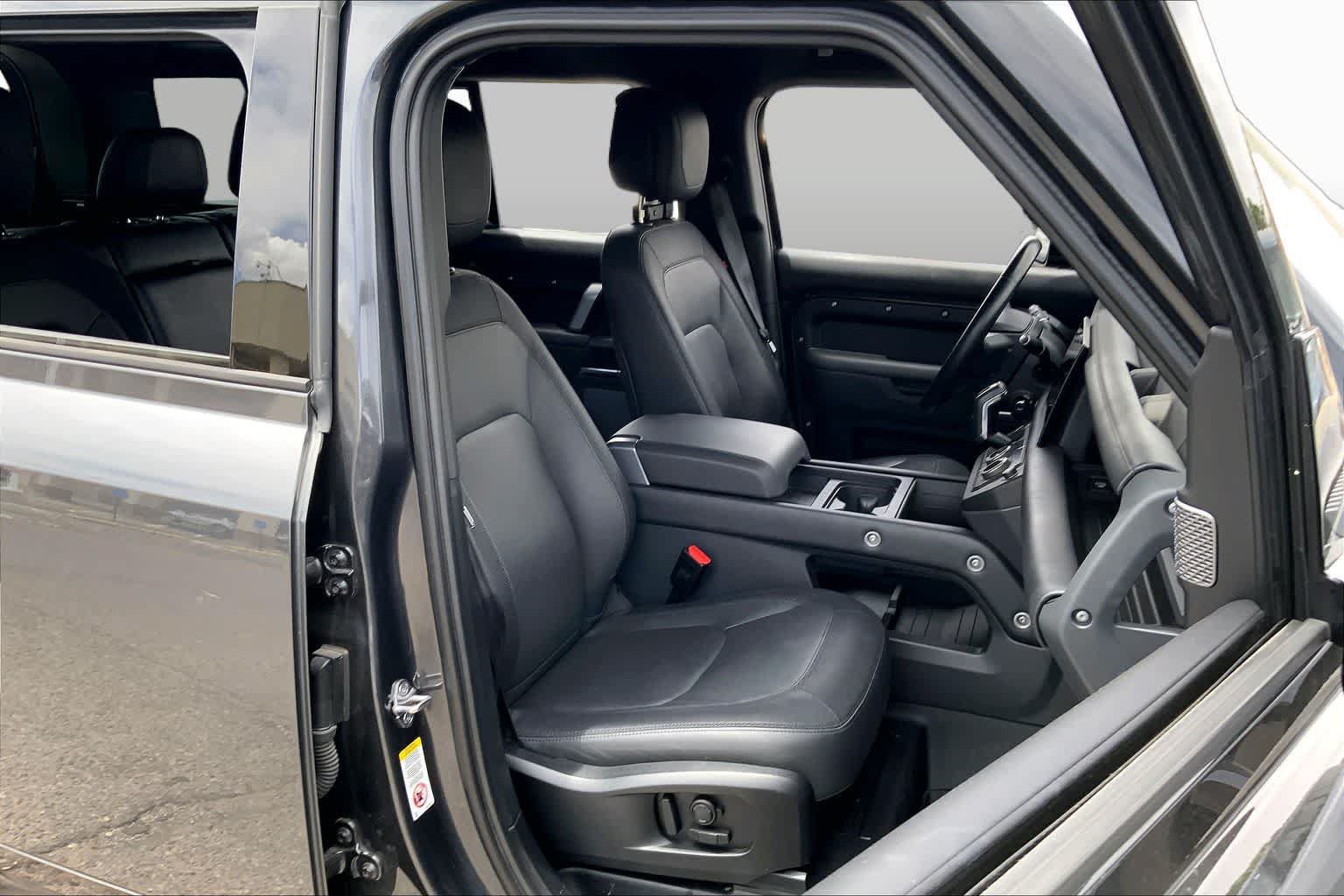 Certified 2023 Land Rover Defender 110 X-Dynamic SE AWD/4WD image 8
