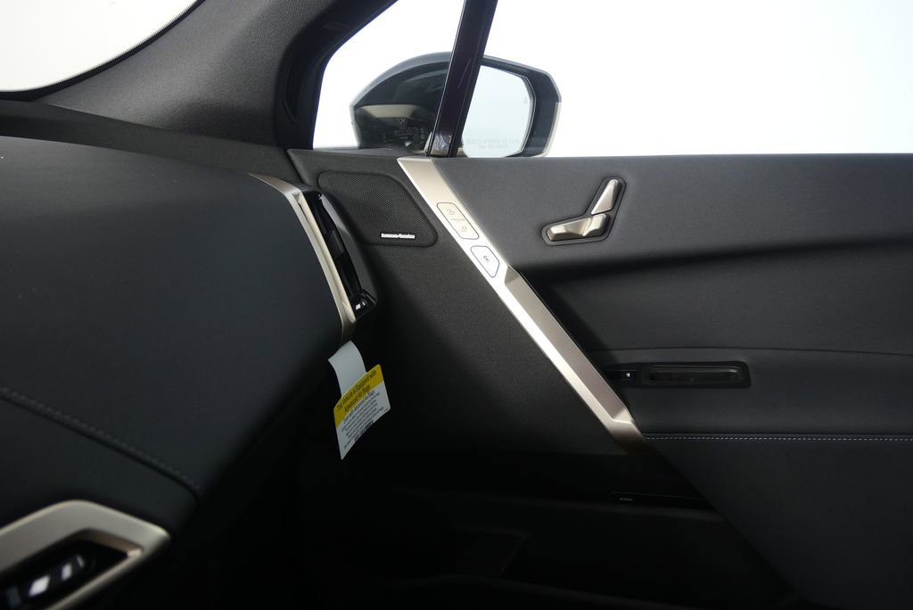 New 2026 BMW iX xDrive45 image 25