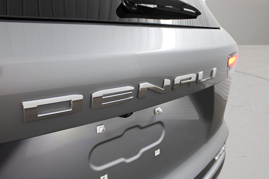 Used 2026 GMC Terrain Denali image 33