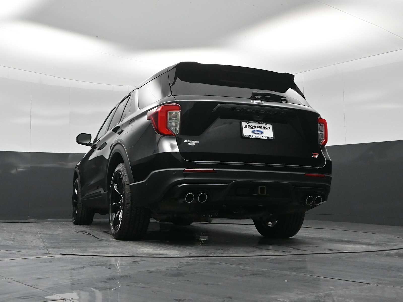 Used 2022 Ford Explorer ST w/ Equipment Group 401A image 23