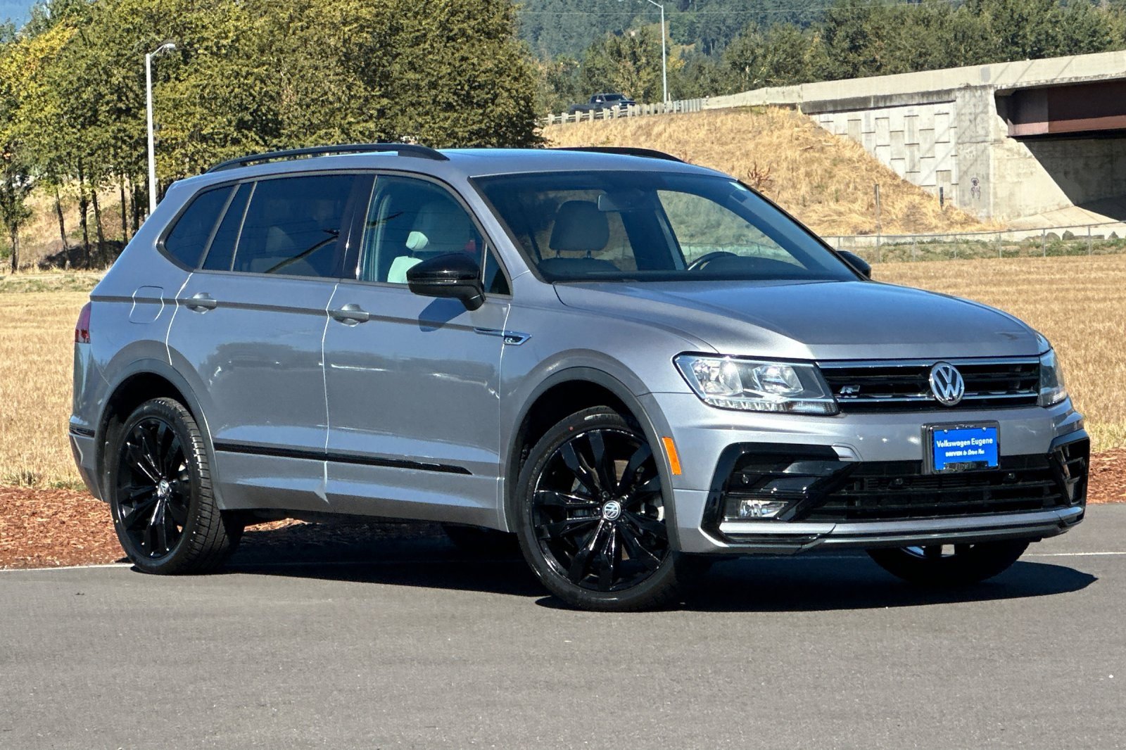 Used 2021 Volkswagen Tiguan SE R-Line