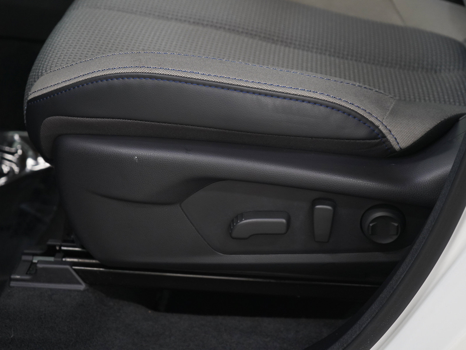 Certified 2026 Subaru Forester Premium AWD/4WD image 23