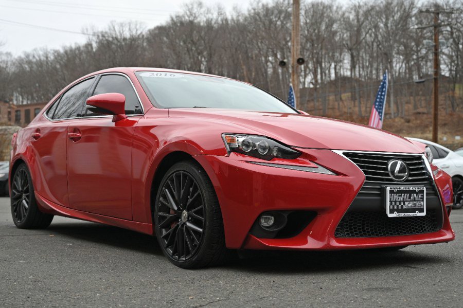 Used 2016 Lexus IS 300 4dr Sdn AWD w/ Navigation System Package image 9