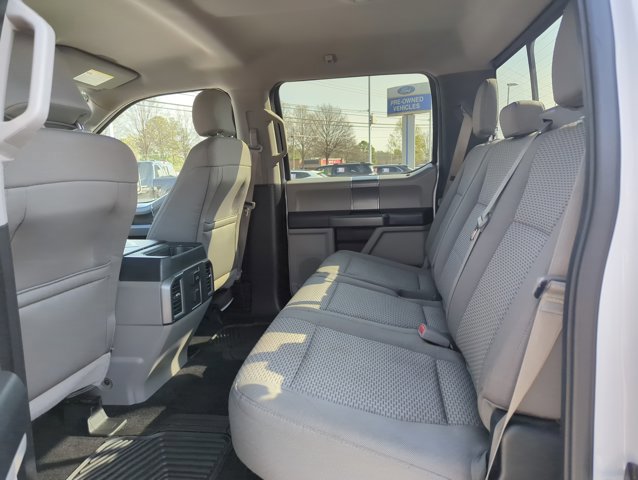 Used 2015 Ford F150 XLT w/ Equipment Group 302A Luxury AWD/4WD image 18