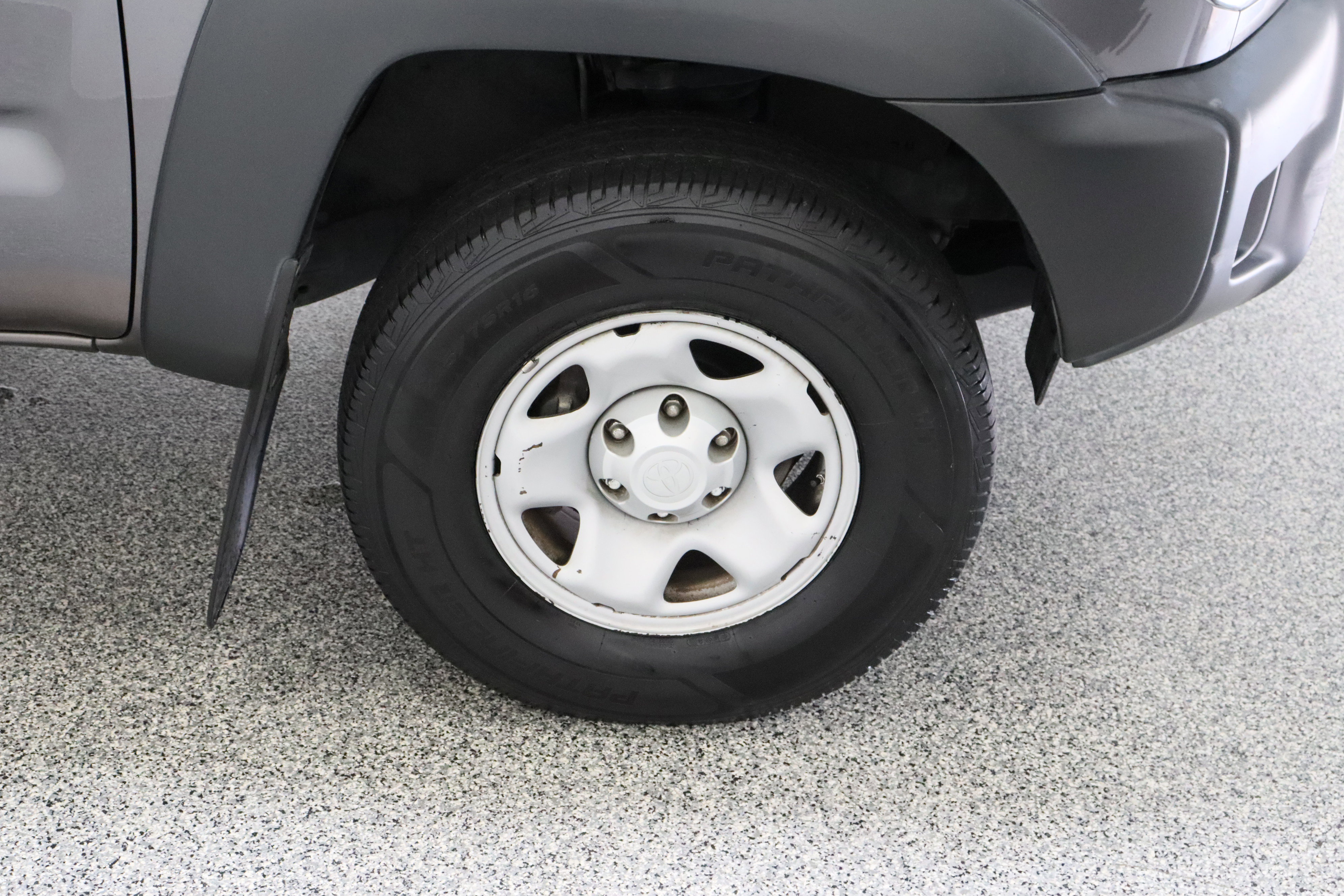 Used 2013 Toyota Tacoma PreRunner w/ Convenience Pkg image 5