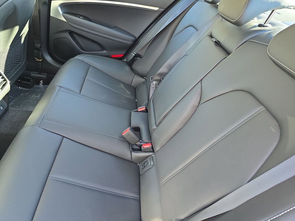 New 2026 Genesis G70 2.5T image 10