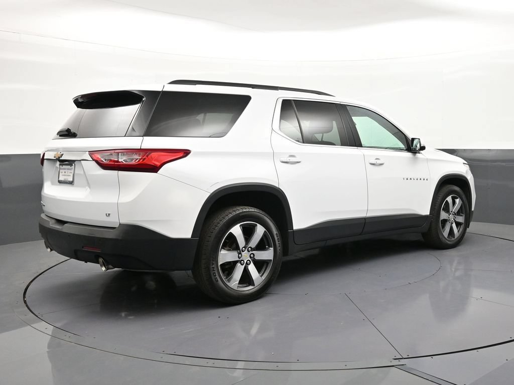 Certified 2020 Chevrolet Traverse LT w/ LT Premium Package AWD/4WD image 5