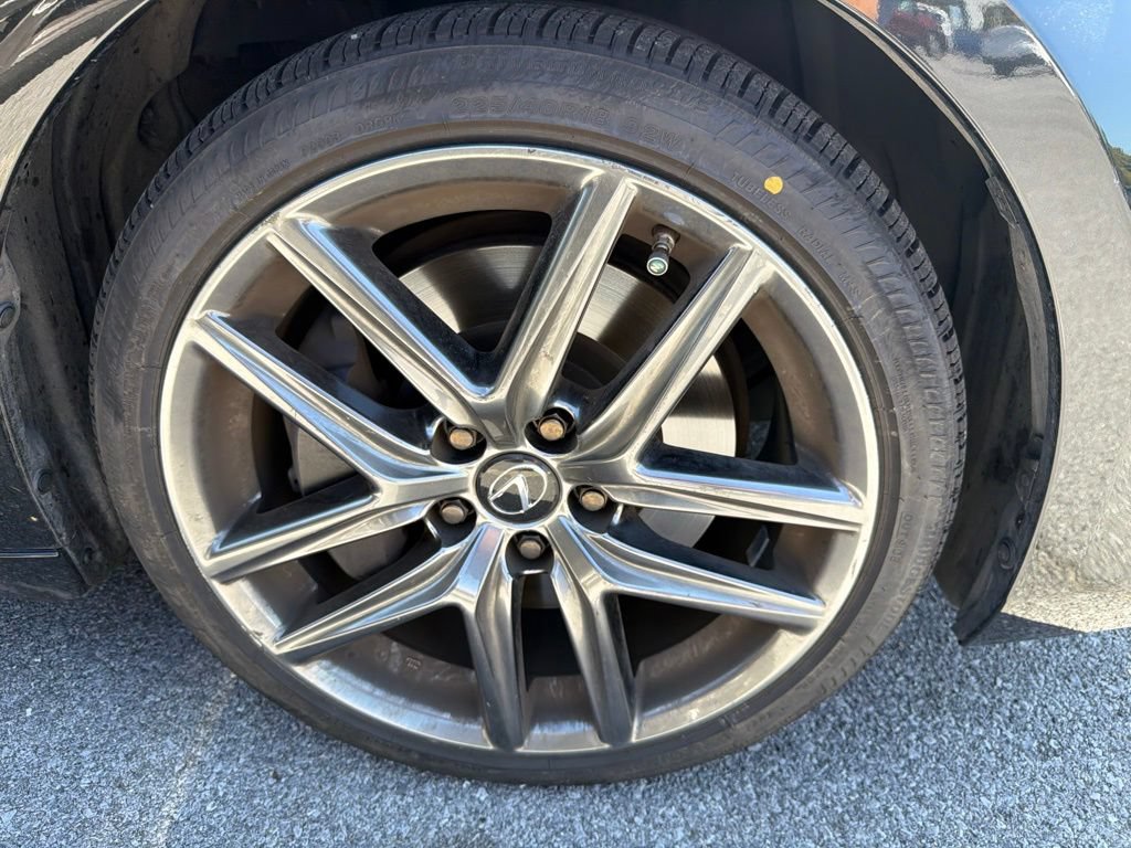 Used 2020 Lexus IS 350 F Sport w/ F Sport Package AWD/4WD image 4