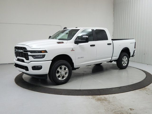 New 2026 RAM 2500 Big Horn AWD/4WD image 4
