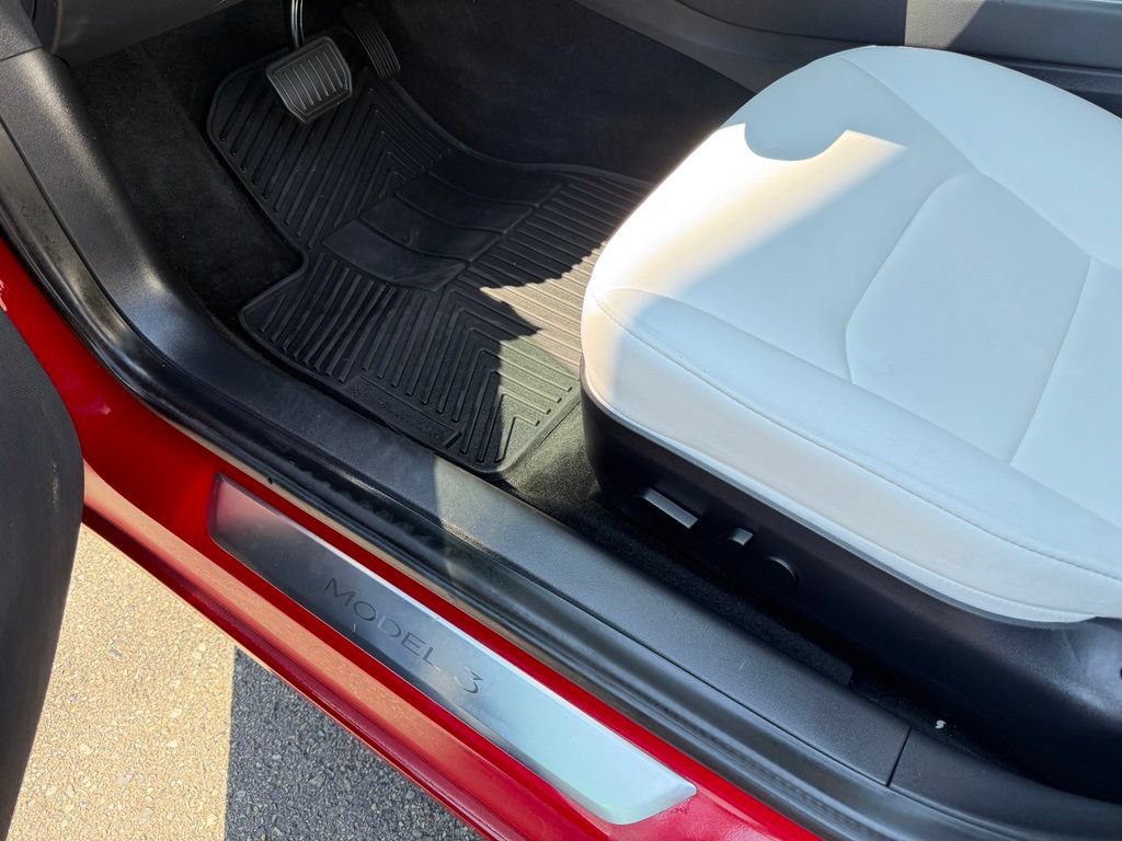 Used 2020 Tesla Model 3 Long Range AWD/4WD image 20