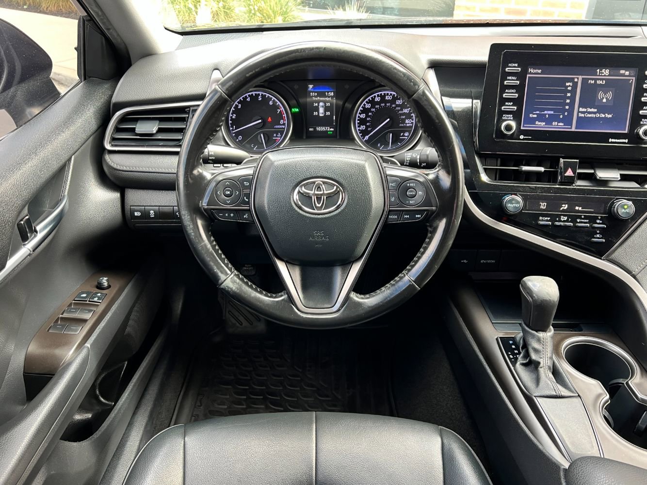 Used 2021 Toyota Camry SE image 12